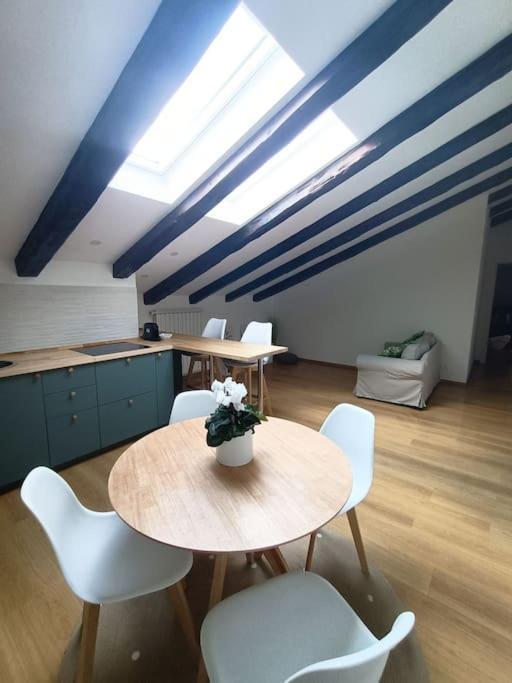Loving My Rooms 1 - Deliziosa Mansarda In Centro Gorizia Exterior foto